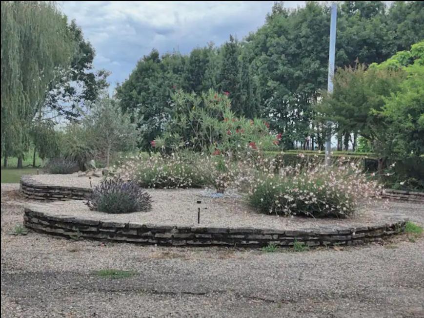 Auvillar: Au Calme En Pleine Nature 2/4pers *